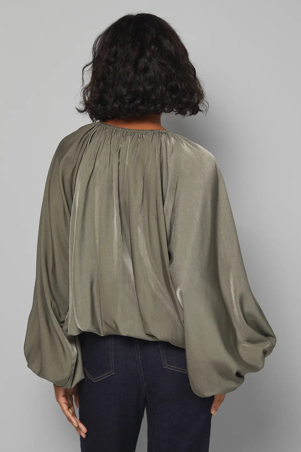 Gathered Puff Hem Blouse