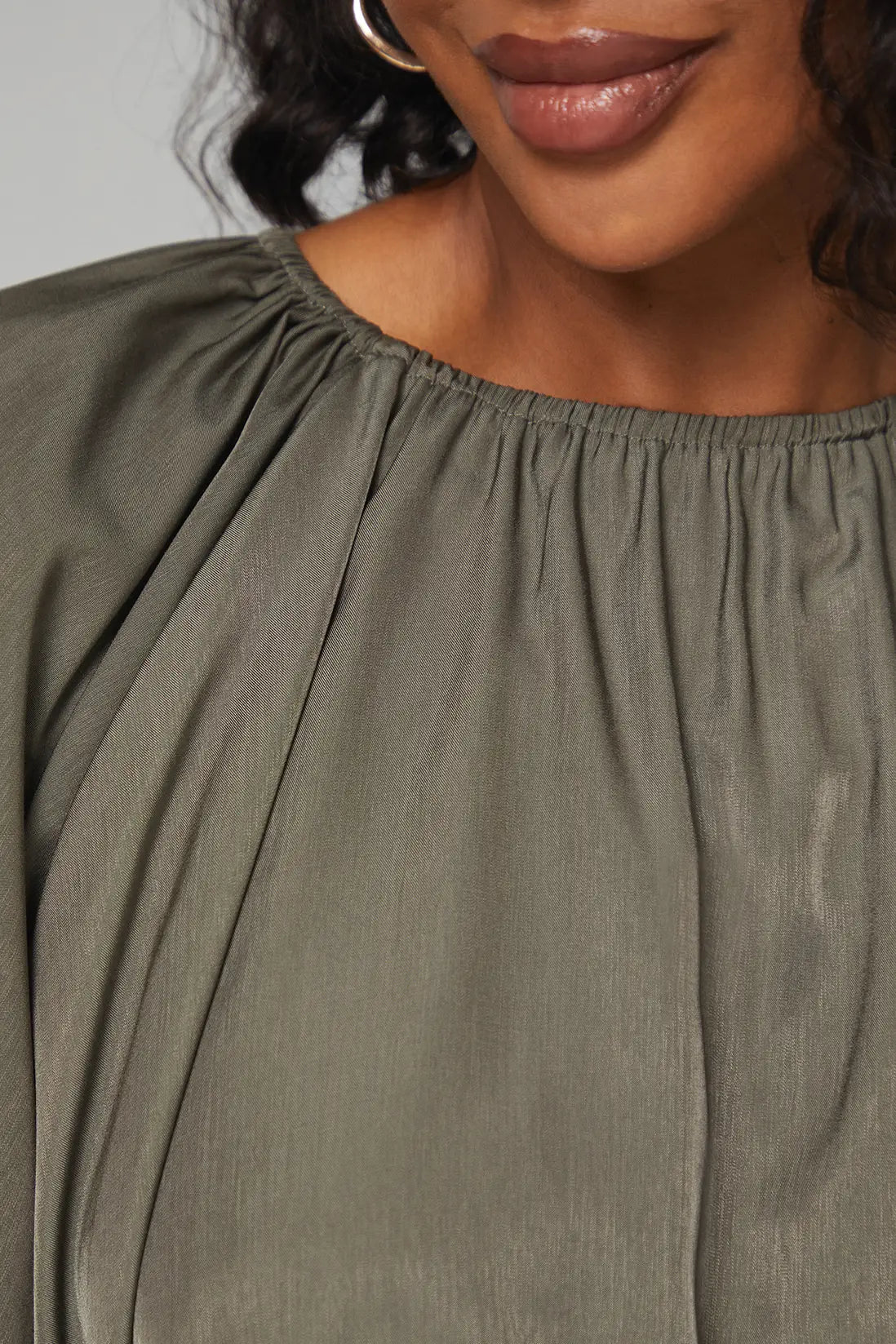 Gathered Puff Hem Blouse