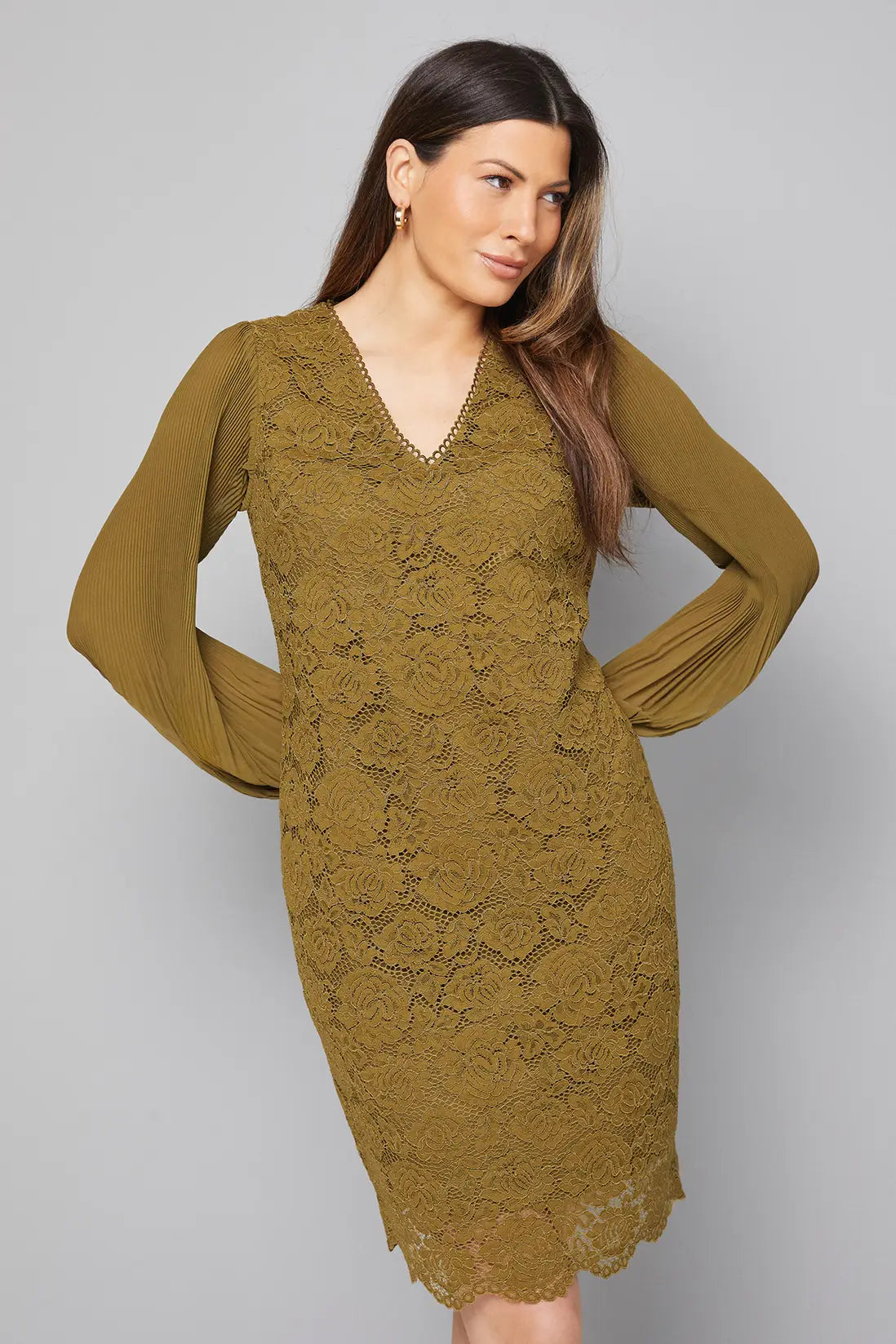 Occasion Lace Pleat Sleeve Shift Dress