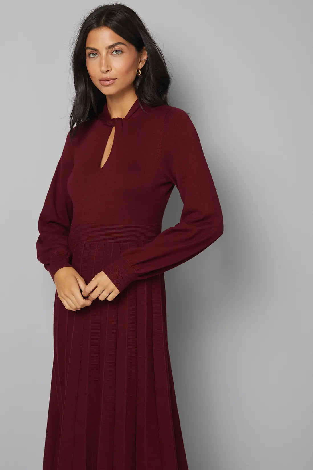 Twist Neck Keyhole Pleated Dress